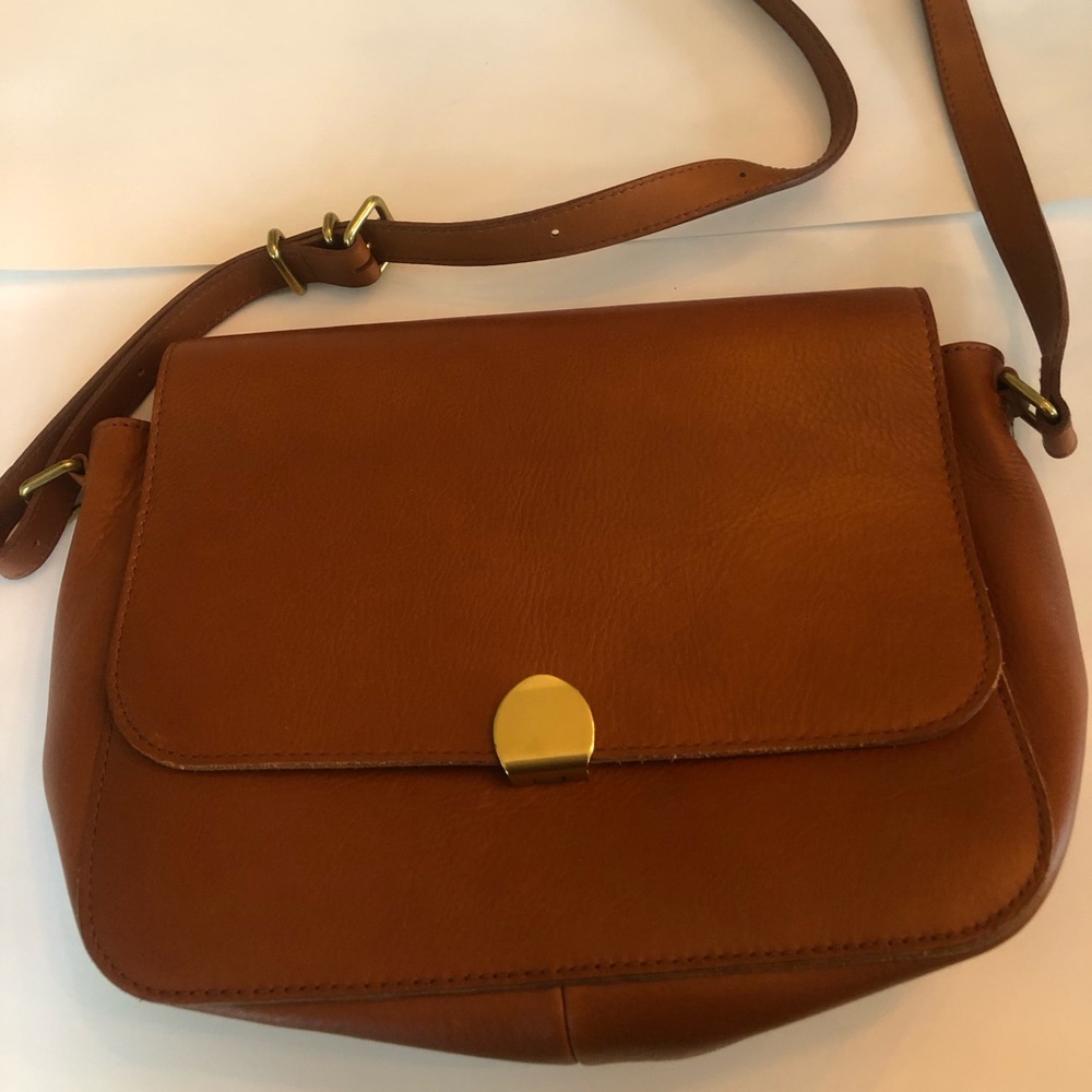 The Abroad Shoulder Bag